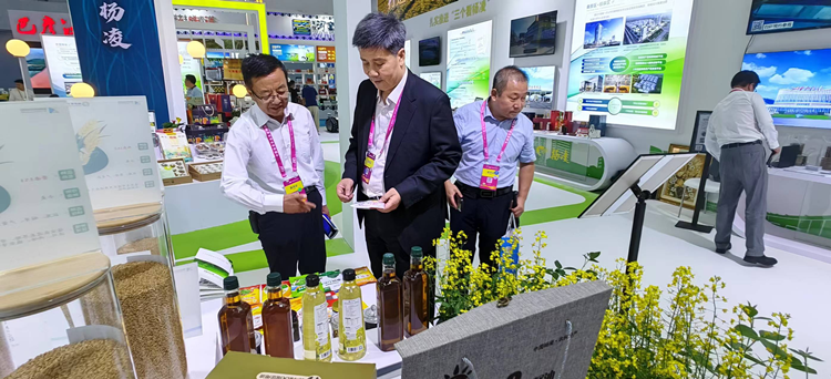 1695692115639443.png 1_副本.png